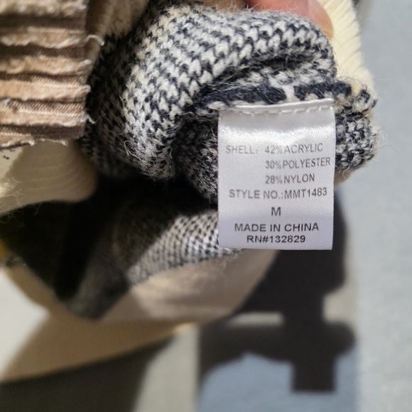 Miou Muse EUC Monochrome Checkered Sweater Medium Oversized PTP 25 - Picture 5 of 5